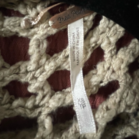 Free People sweater - Picture 2 of 2
